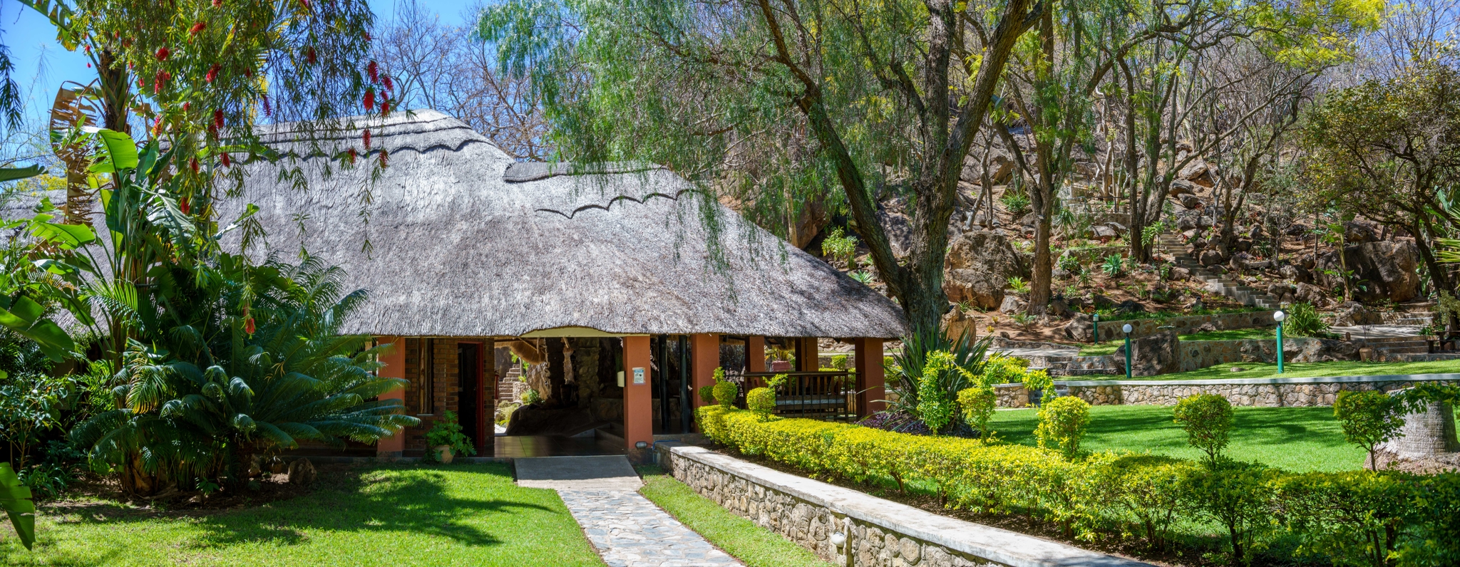 Sethule Lodge main picture